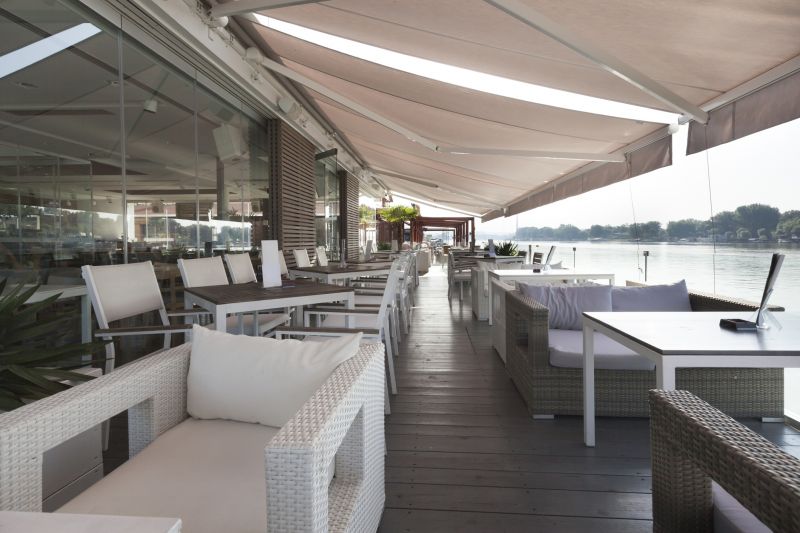 Retractable Awning Replacement in Sonoma County, CA